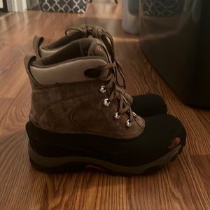 North face boots
